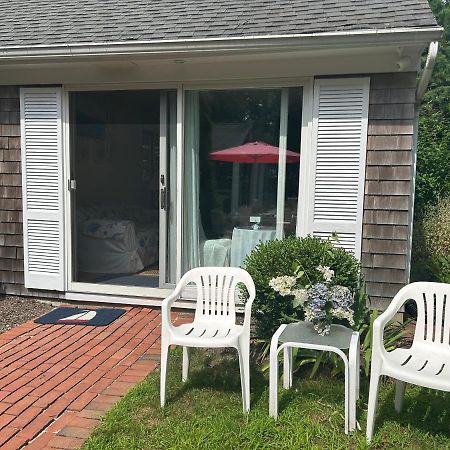 Hamptons Private Guest Cottage Remsenburg Exterior photo