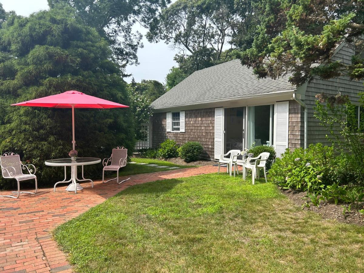 Hamptons Private Guest Cottage Remsenburg Exterior photo