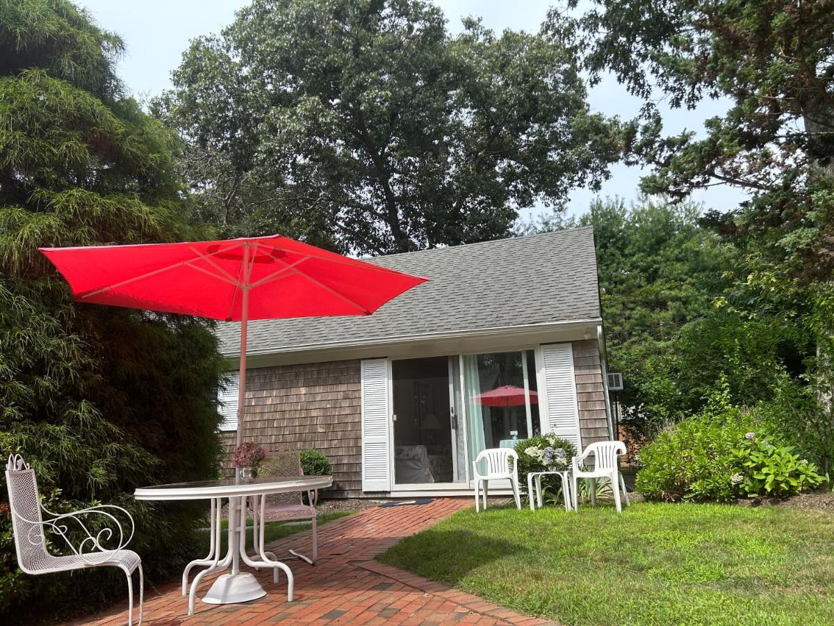 Hamptons Private Guest Cottage Remsenburg Exterior photo